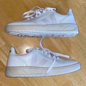 Veja women’s sneakers